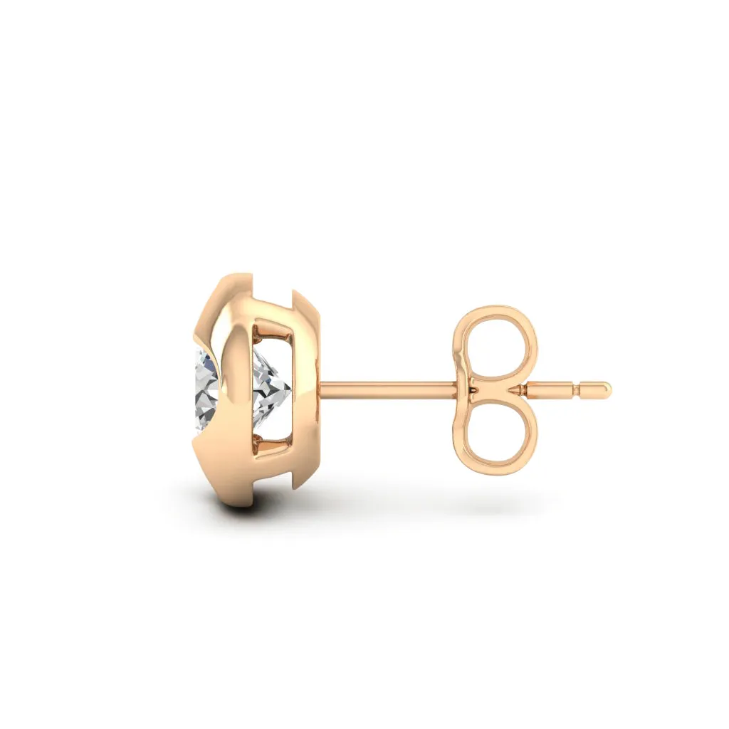 1.00 d.e.w cts 5mm Round Cindy Moissanite Stud Earrings