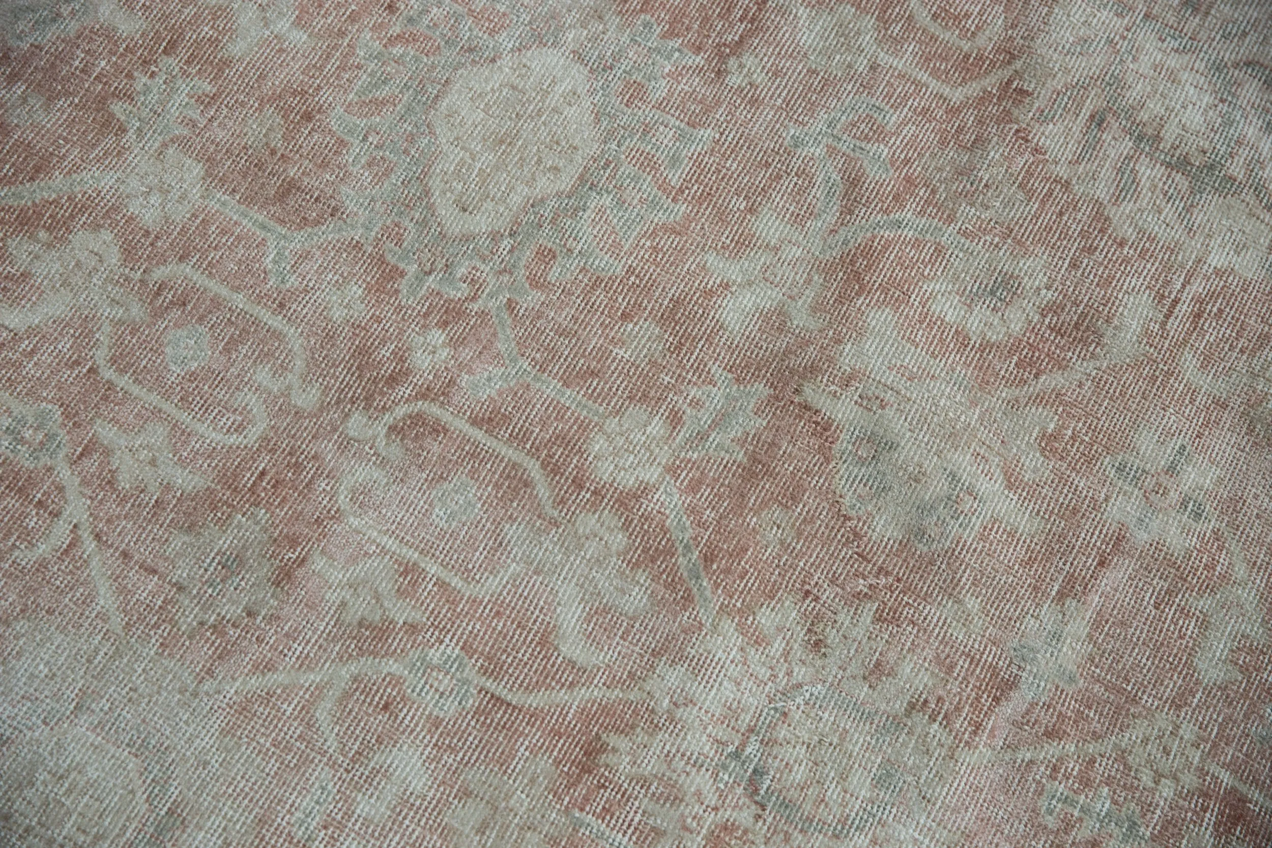 15x16 Vintage Distressed Sparta Square Carpet