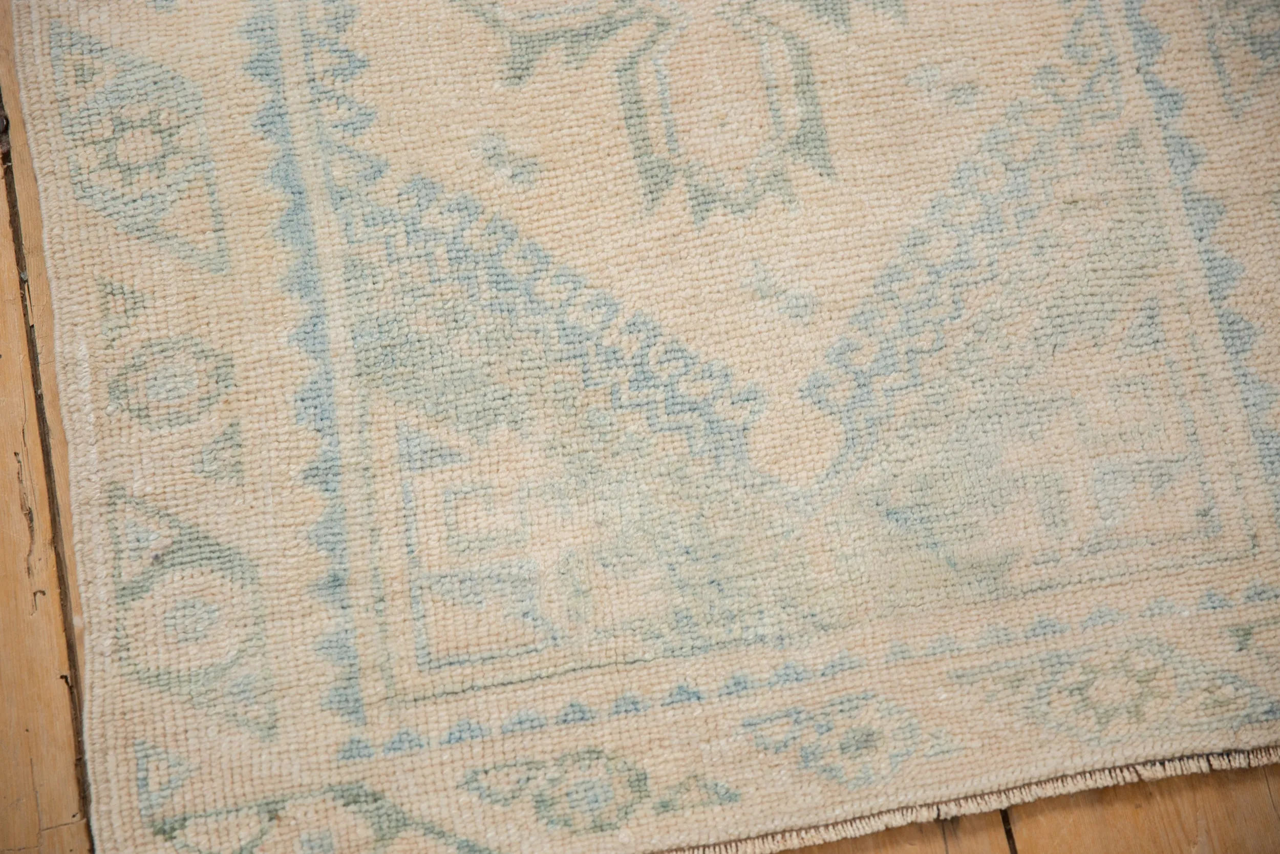 2.5x4 Vintage Distressed Dosemealti Rug