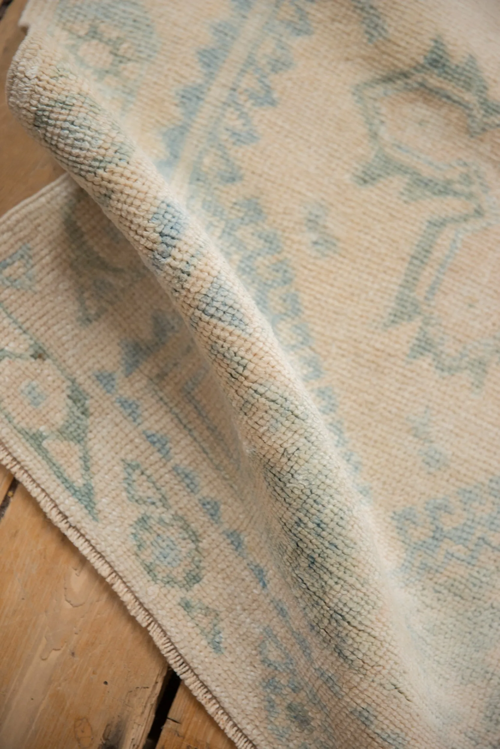 2.5x4 Vintage Distressed Dosemealti Rug