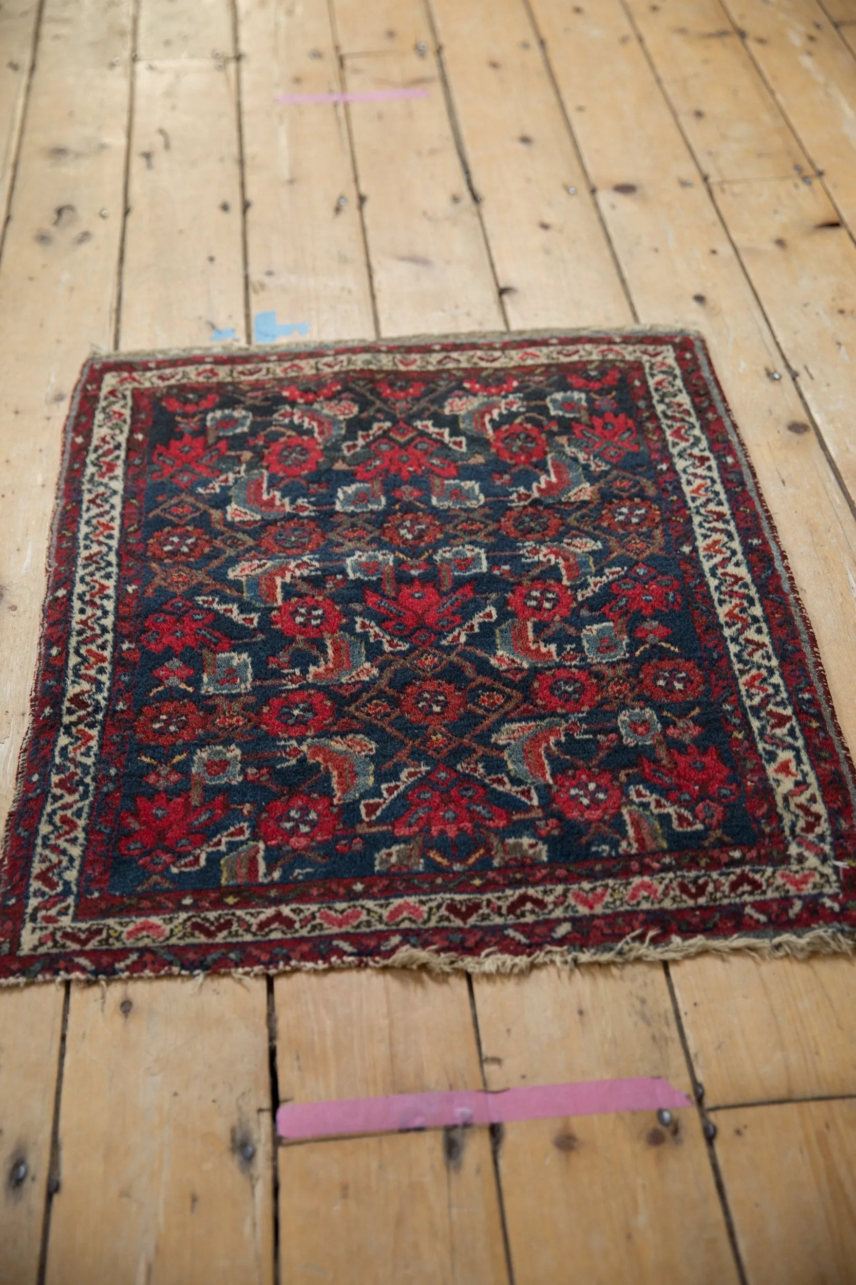 2x2.5 Vintage Hamadan Square Rug Mat