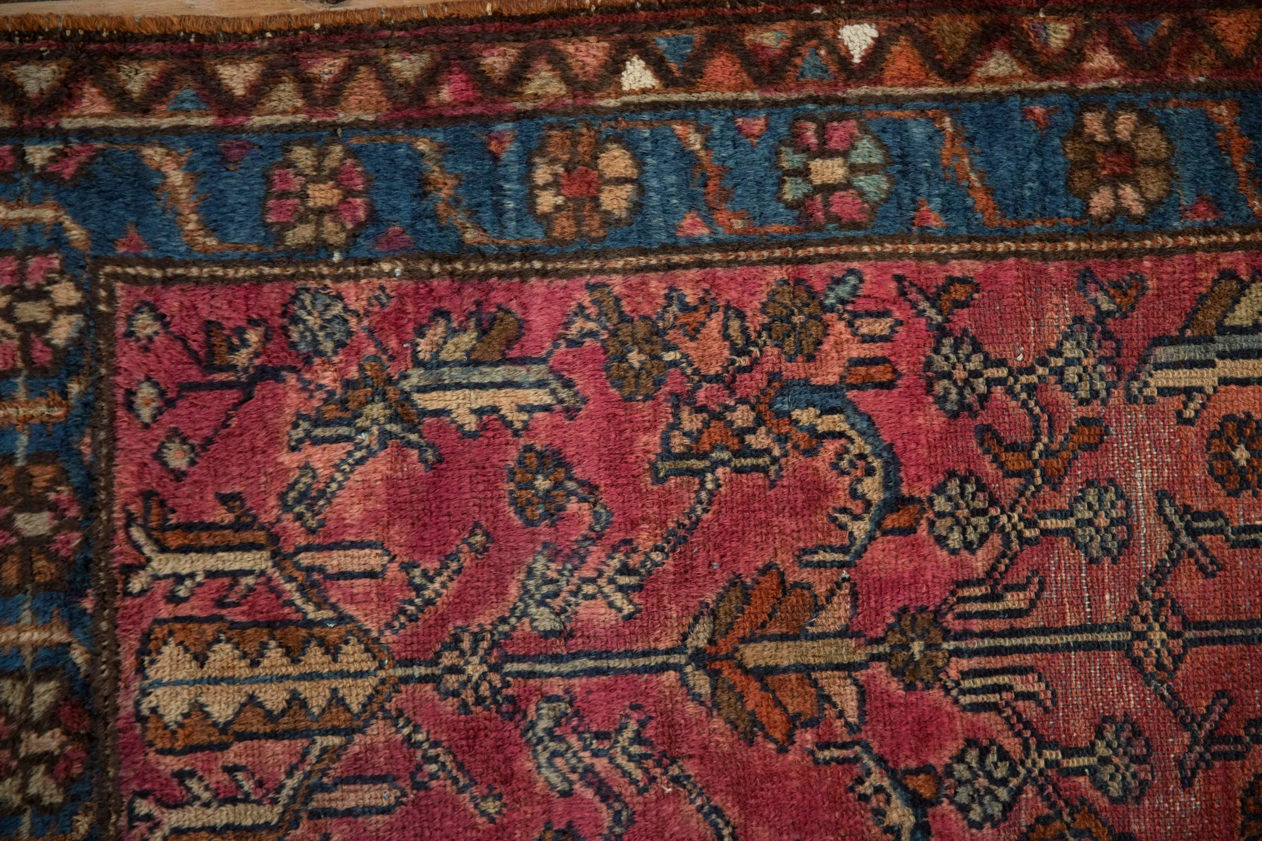 2x2.5 Vintage Lilihan Square Rug Mat