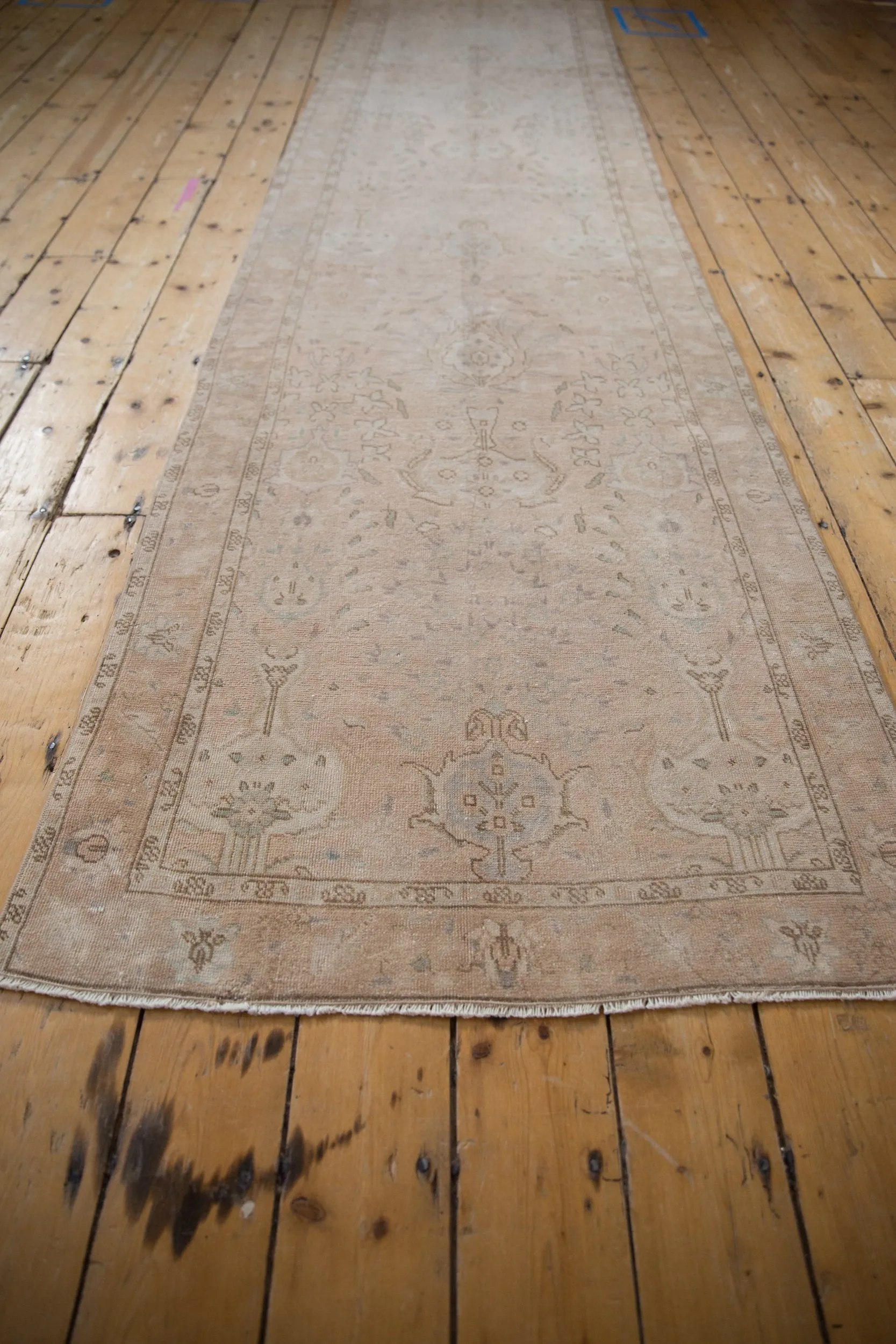 3x12.5 Vintage Fine Distressed Sivas Rug Runner