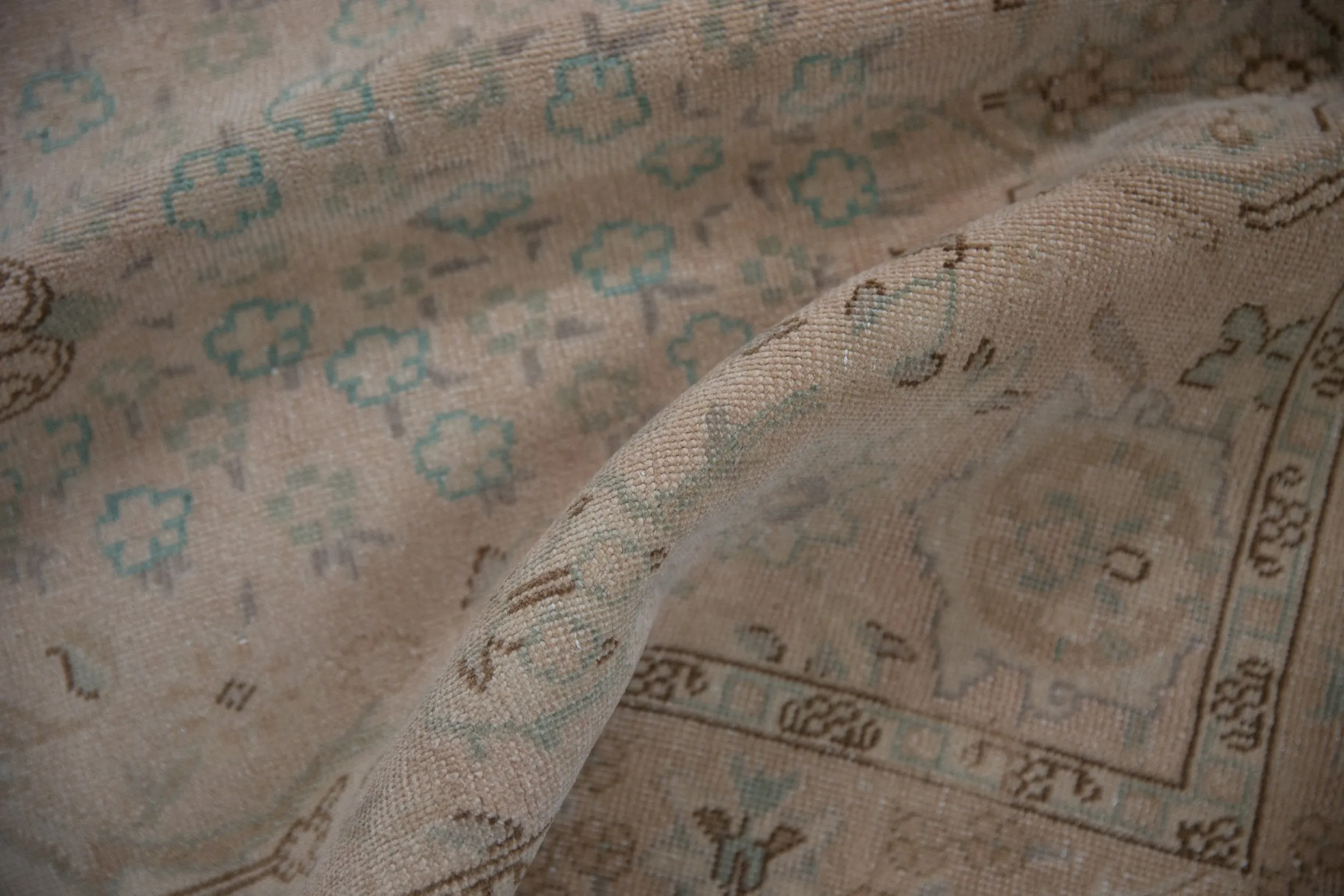 3x12.5 Vintage Fine Distressed Sivas Rug Runner