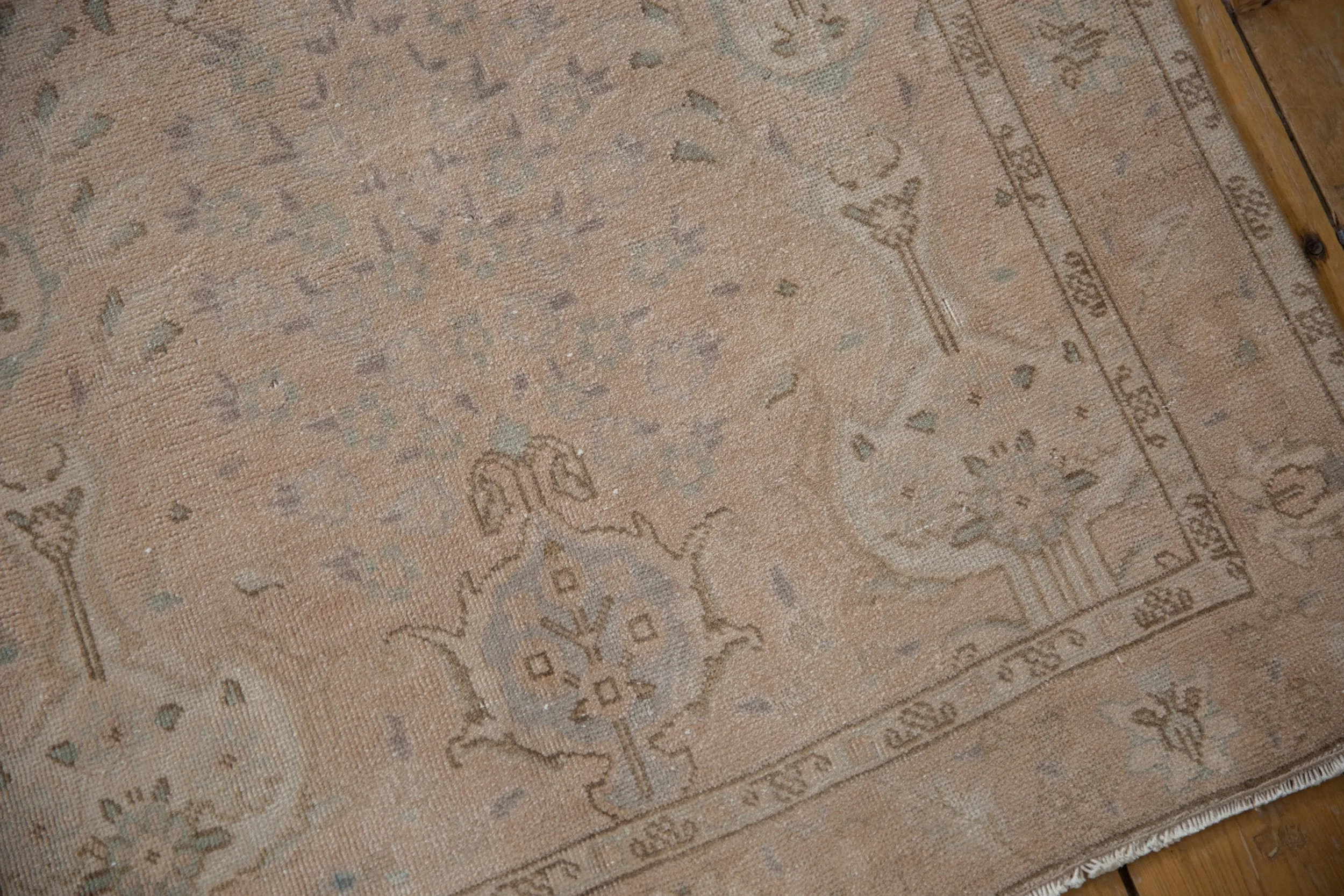 3x12.5 Vintage Fine Distressed Sivas Rug Runner