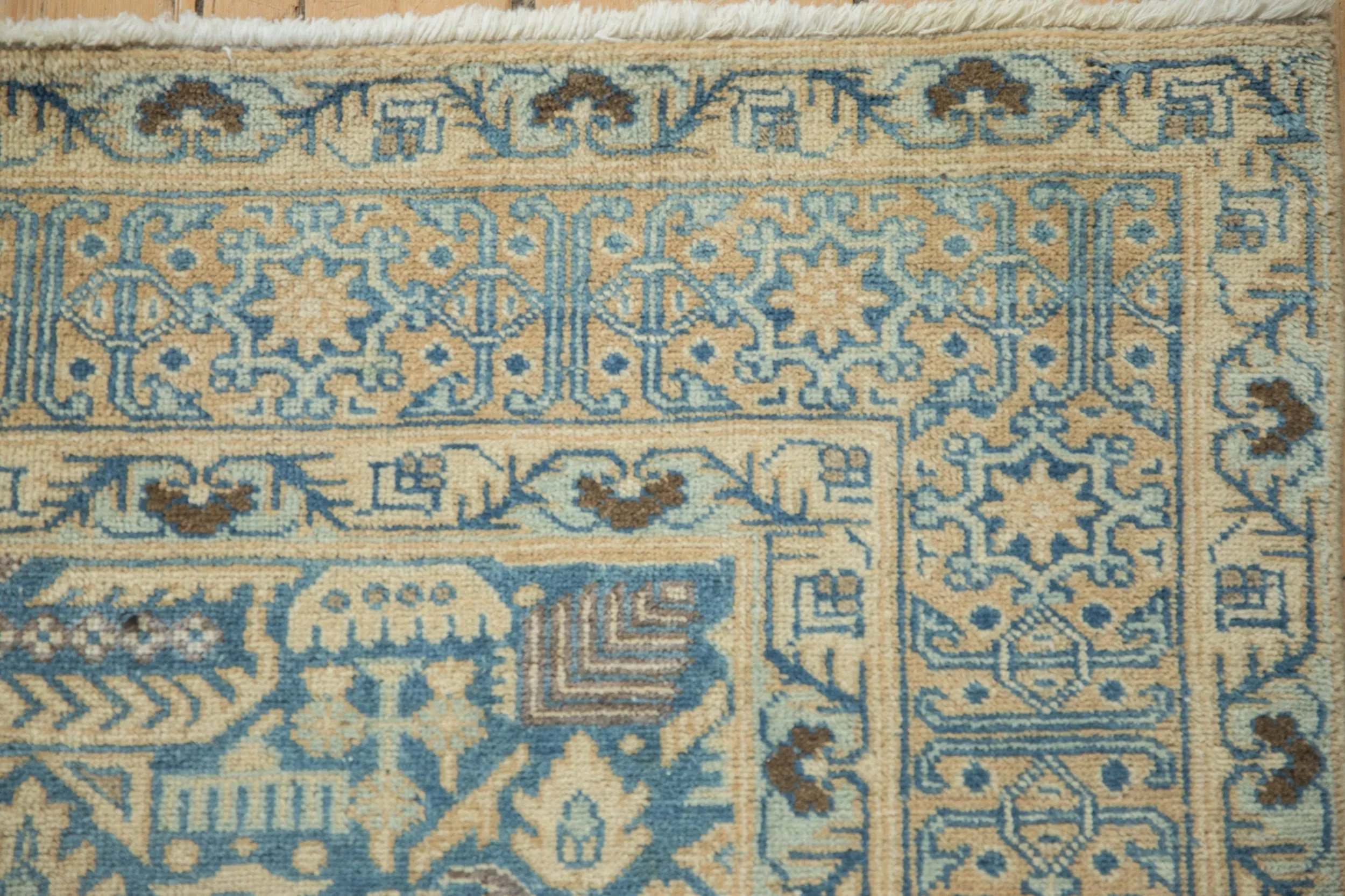 4.5x6.5 Vintage Distressed Tabriz Rug