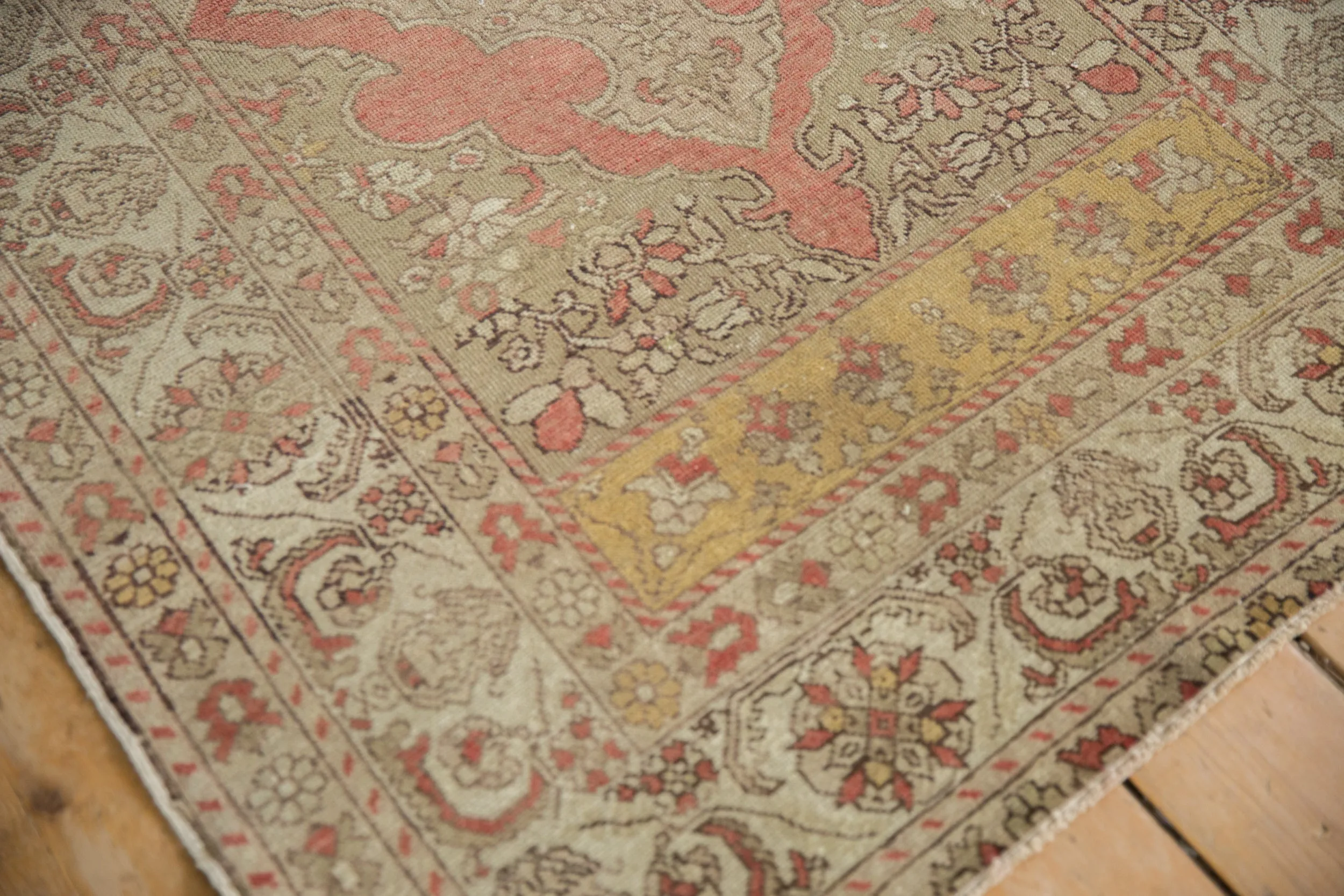 4x5.5 Vintage Distressed Kayseri Rug