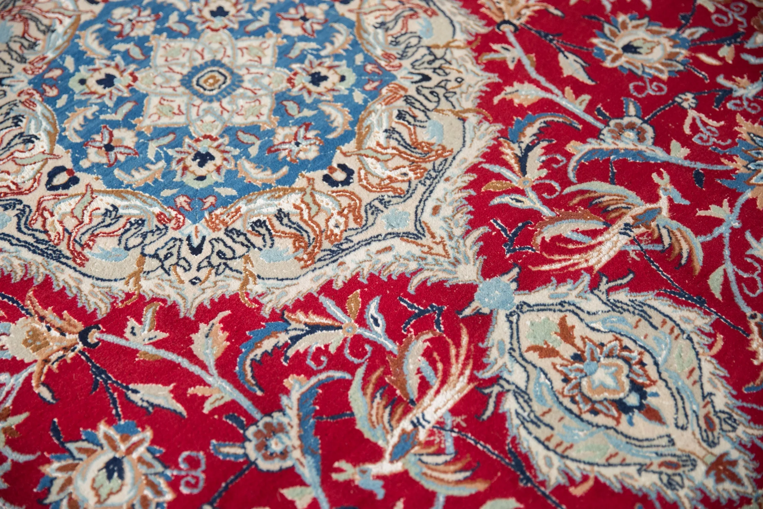 5.5x9 Vintage Nain Carpet