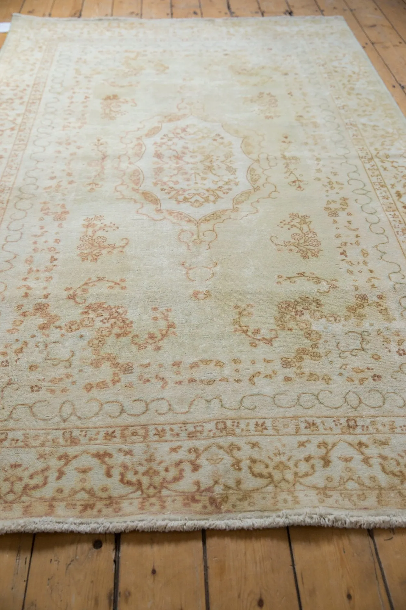 5x8 Vintage Bulgarian Kerman Design Carpet