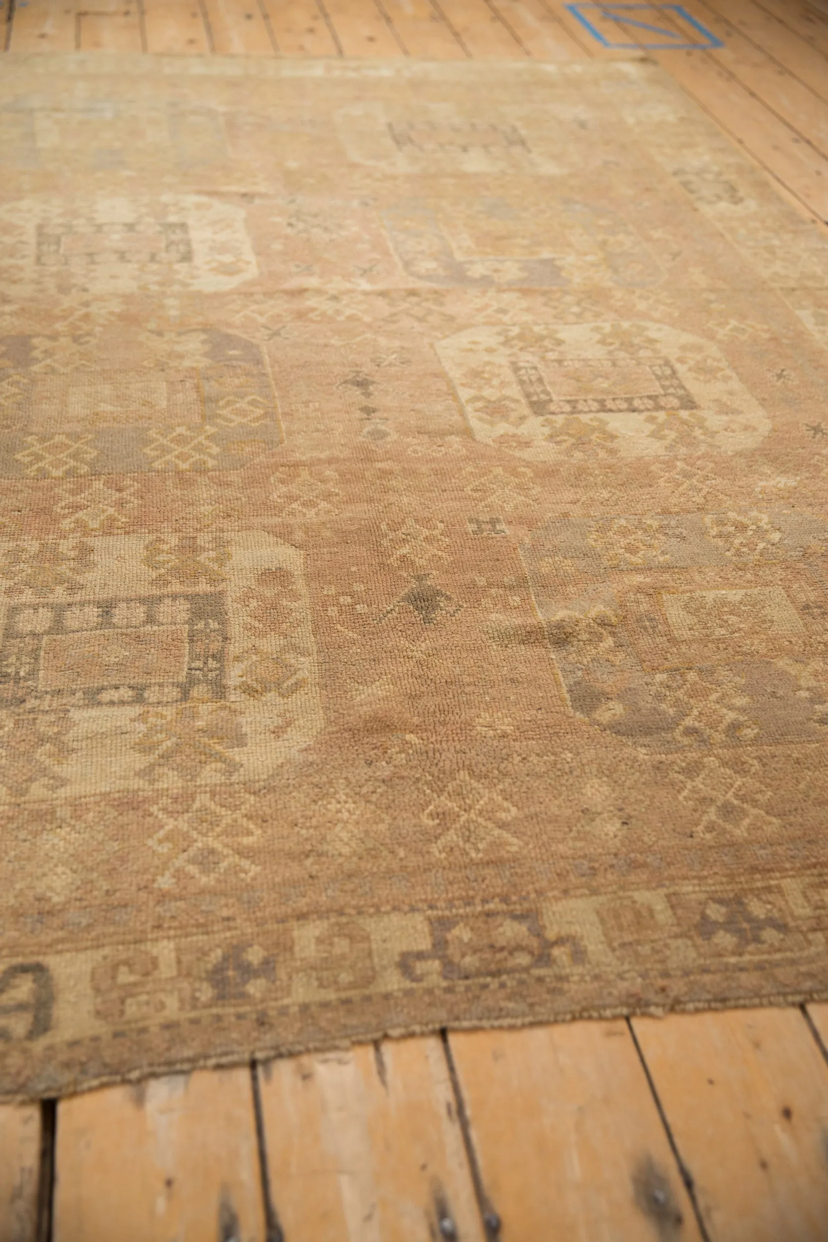 6x8 Vintage Distressed Oushak Carpet