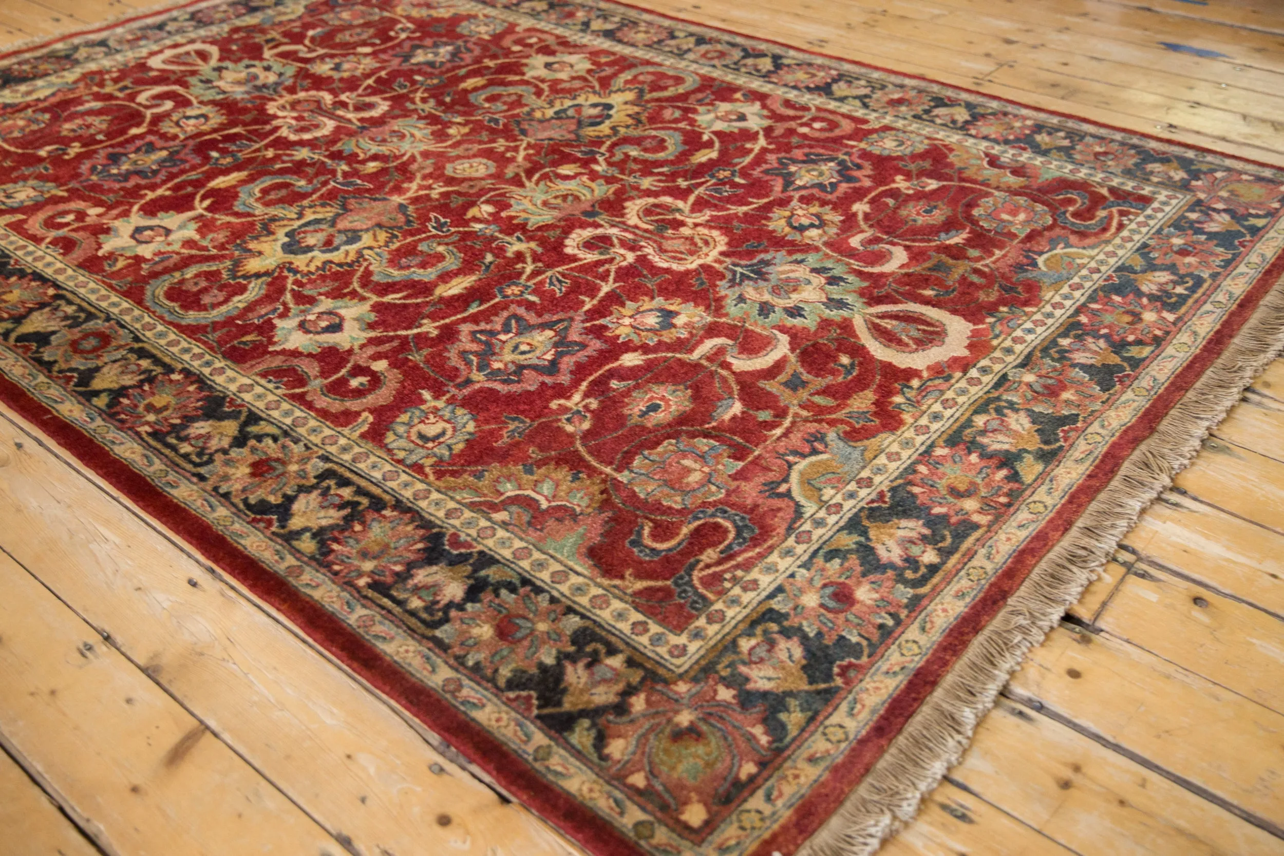 6x8.5 Vintage Agra Carpet