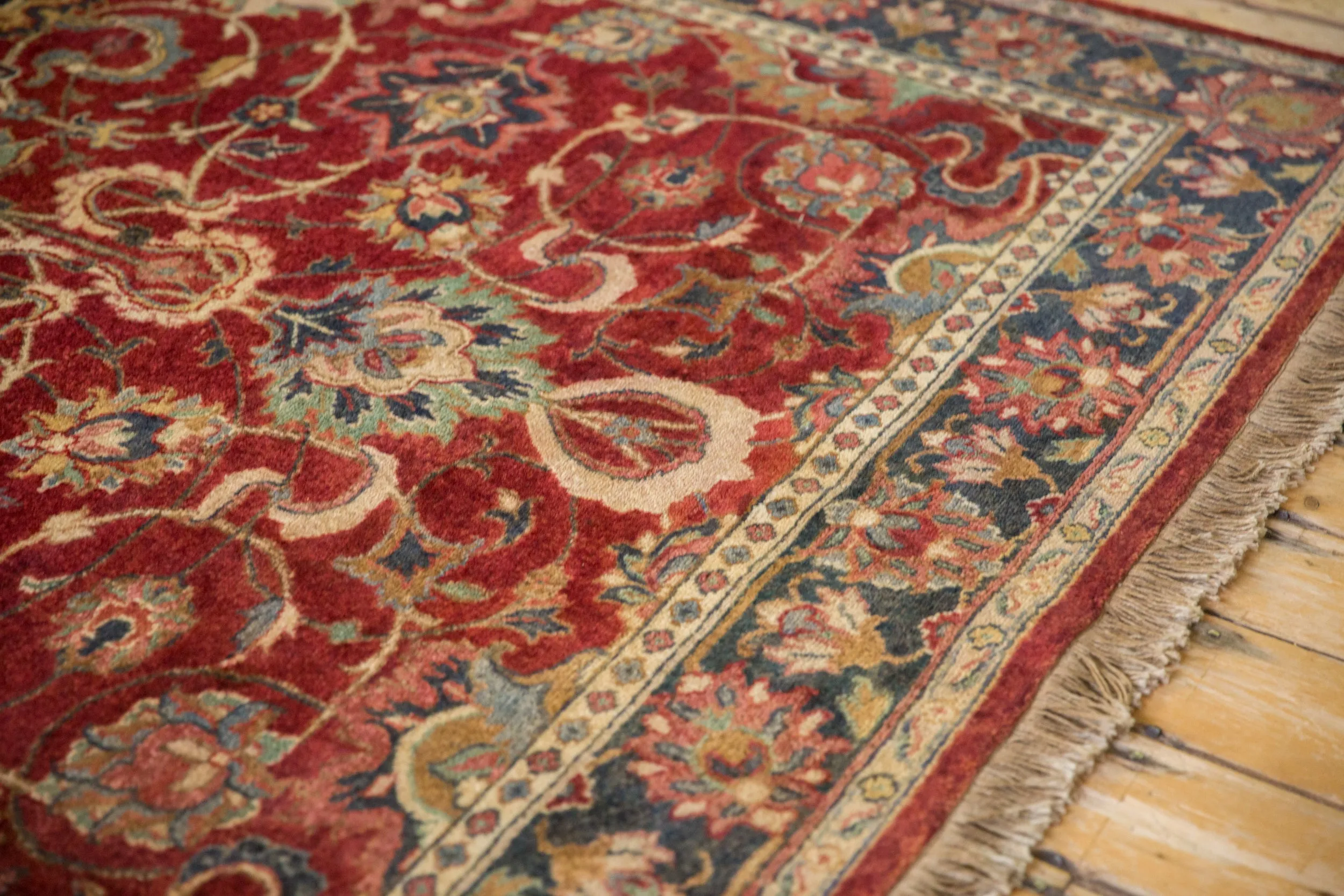 6x8.5 Vintage Agra Carpet