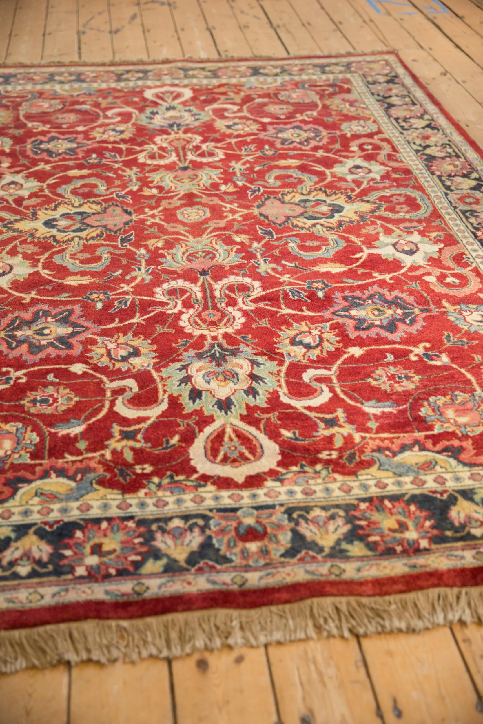 6x8.5 Vintage Agra Carpet