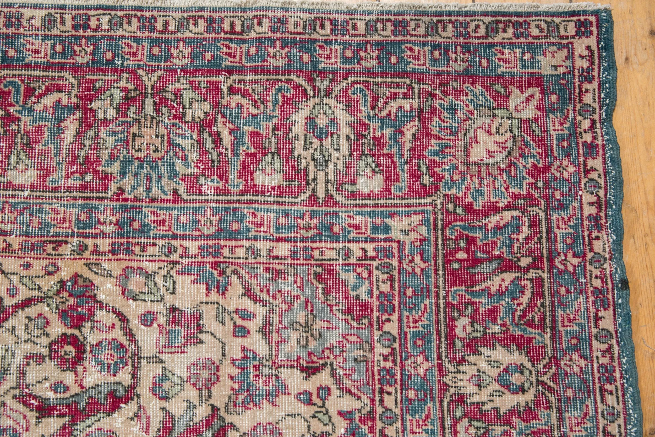 7.5x10.5 Vintage Distressed Sivas Carpet