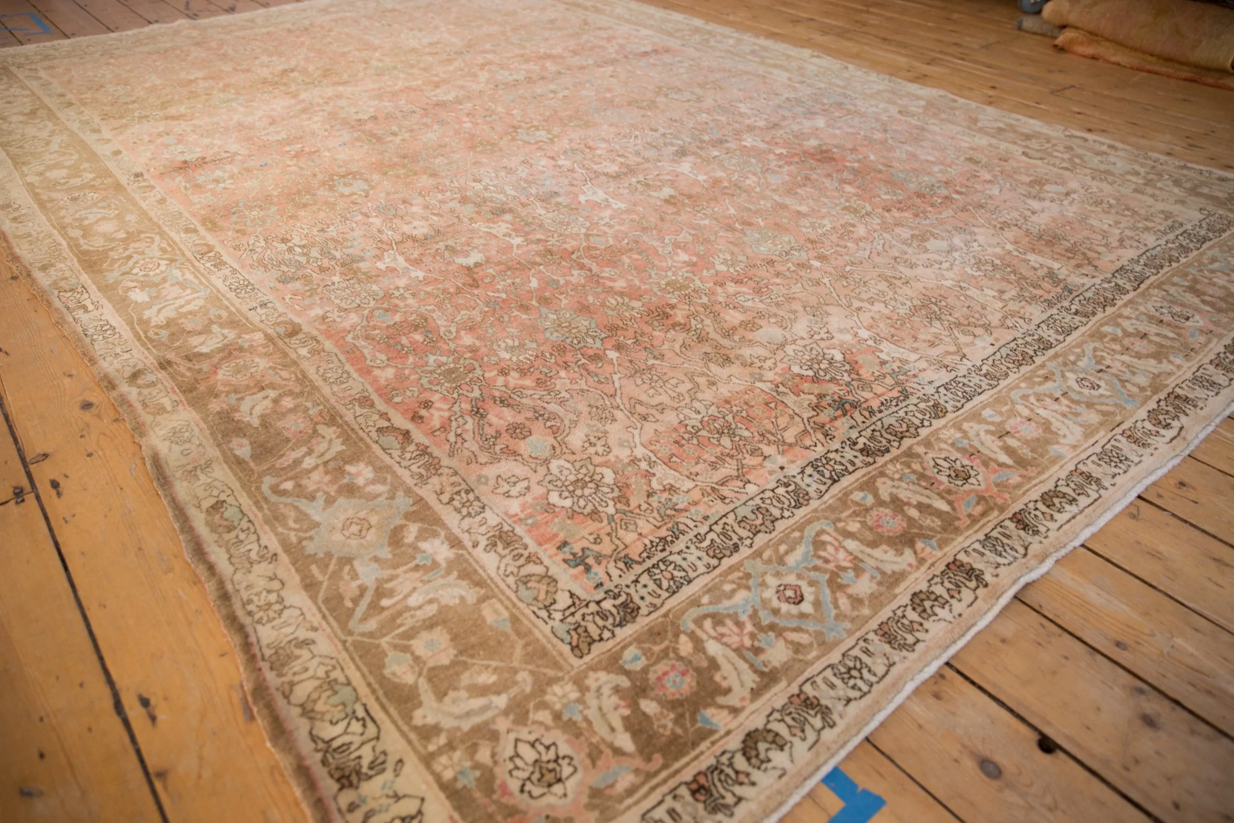 7.5x11 Vintage Distressed Bijar Carpet
