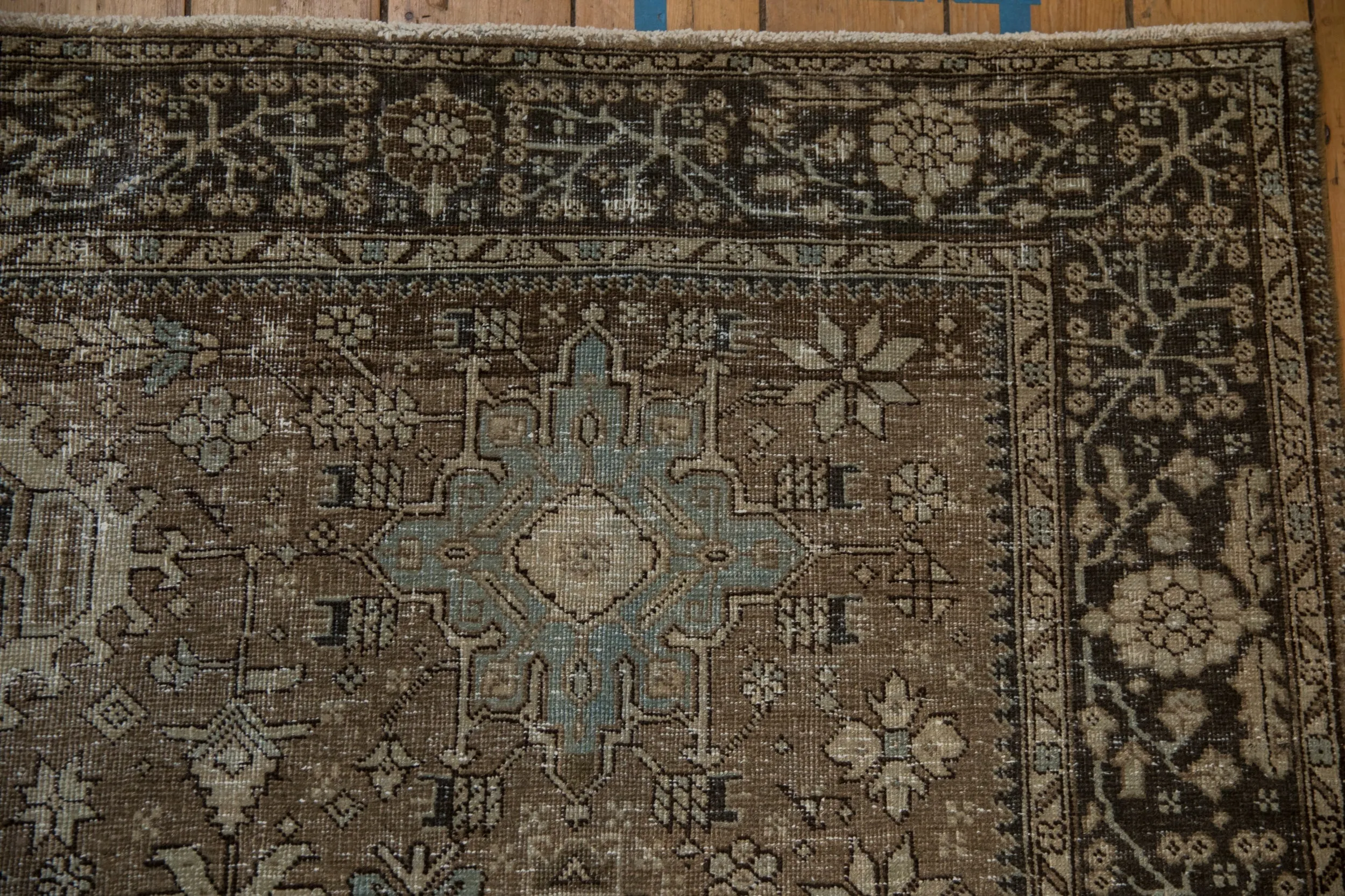 7x10 Vintage Fine Heriz Carpet