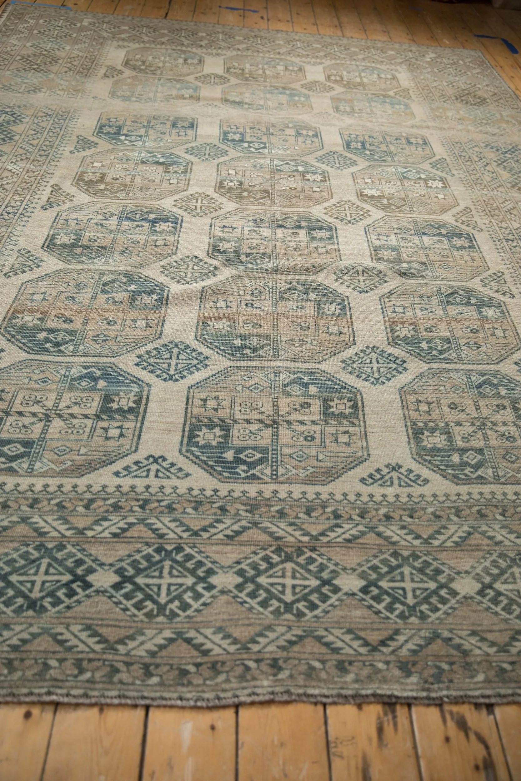 8.5x11.5 Vintage Distressed Ersari Carpet