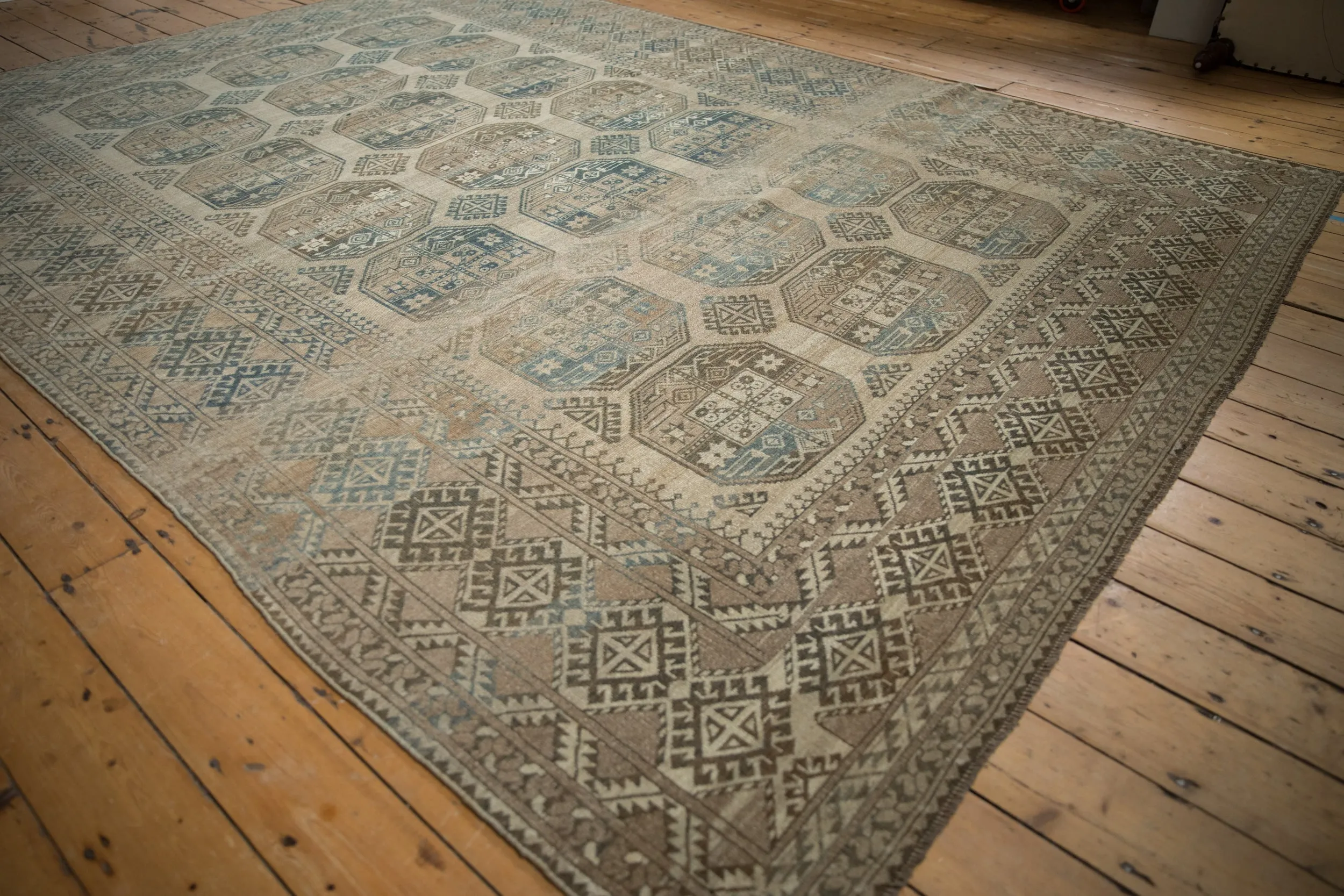 8.5x11.5 Vintage Distressed Ersari Carpet