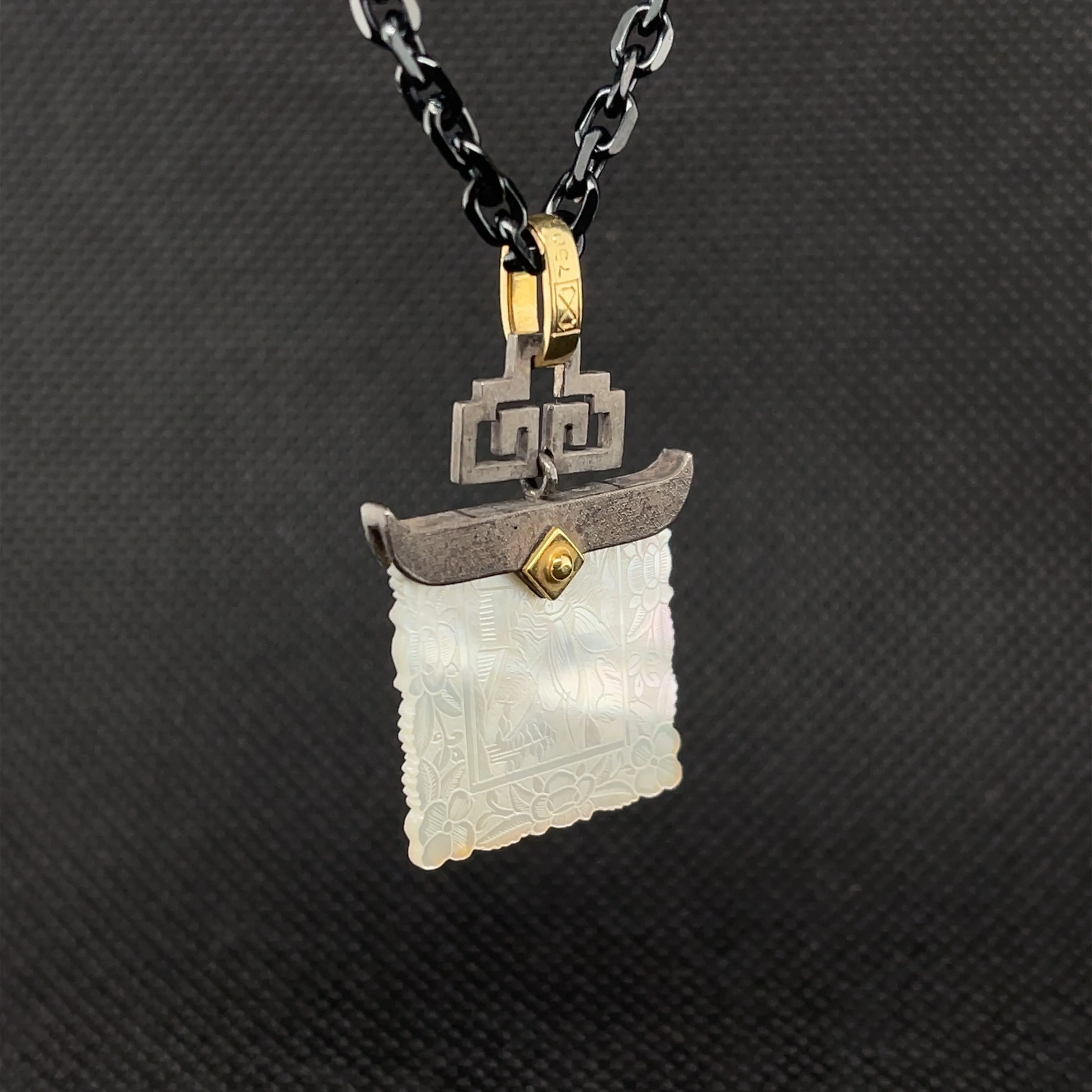 Antique Mother-of-Pearl Gaming Counter Yellow Gold Silver Pendant Steel Chain