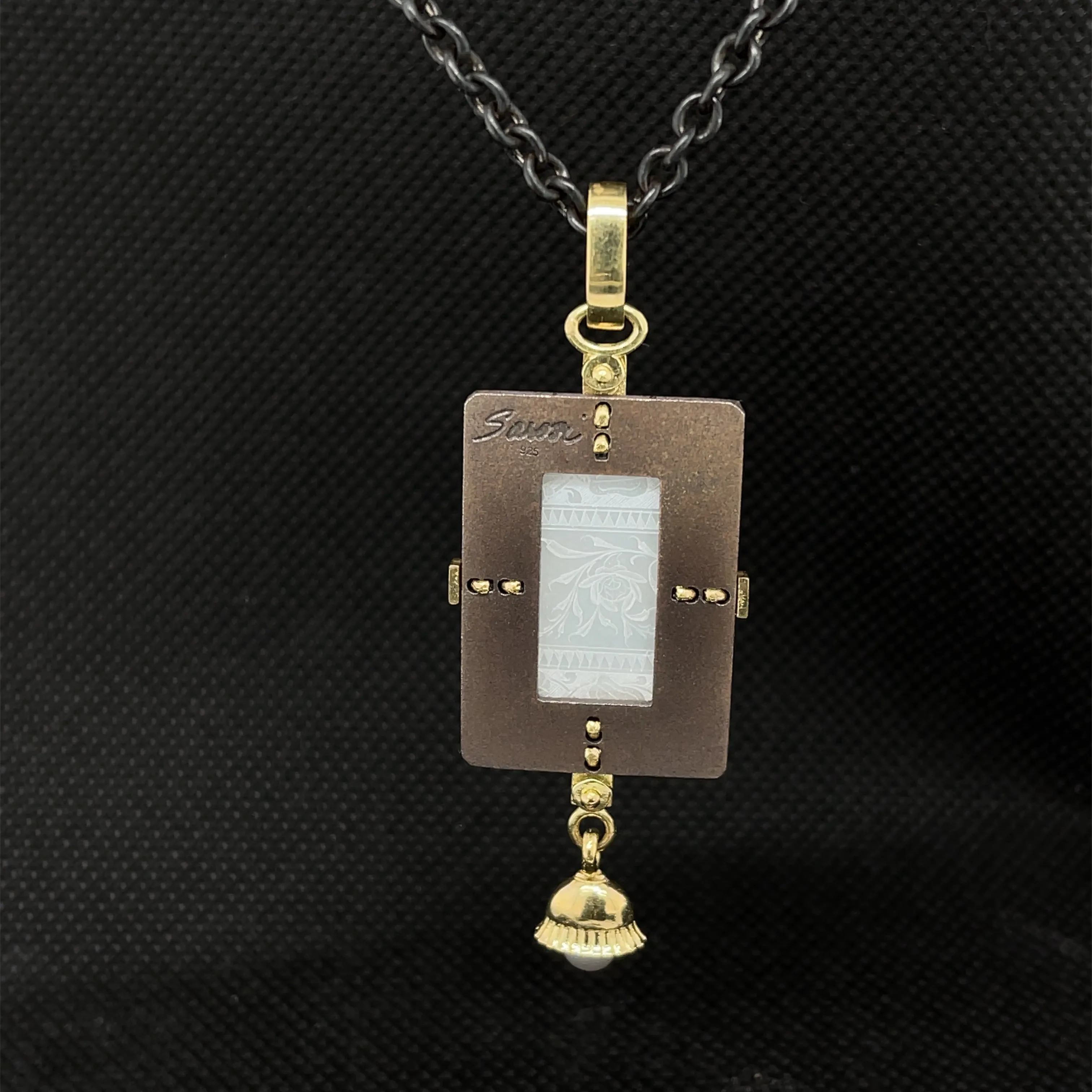 Antique Mother-of-Pearl Gaming Counter Yellow Gold Silver Pendant Steel Chain
