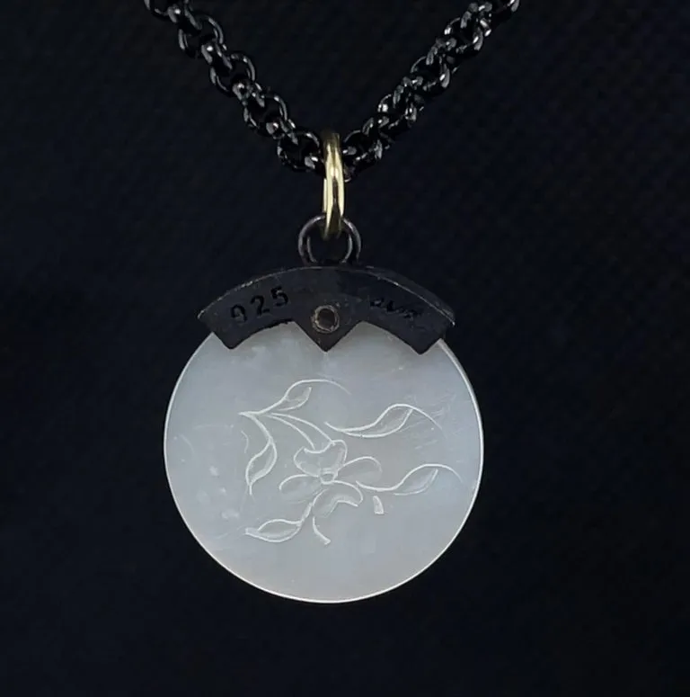 Antique Mother-of-Pearl Gaming Counter Yellow Gold Silver Pendant Steel Chain