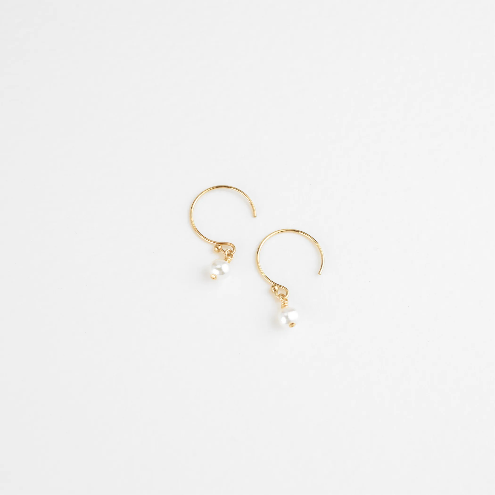 Aura Pearl Hoops