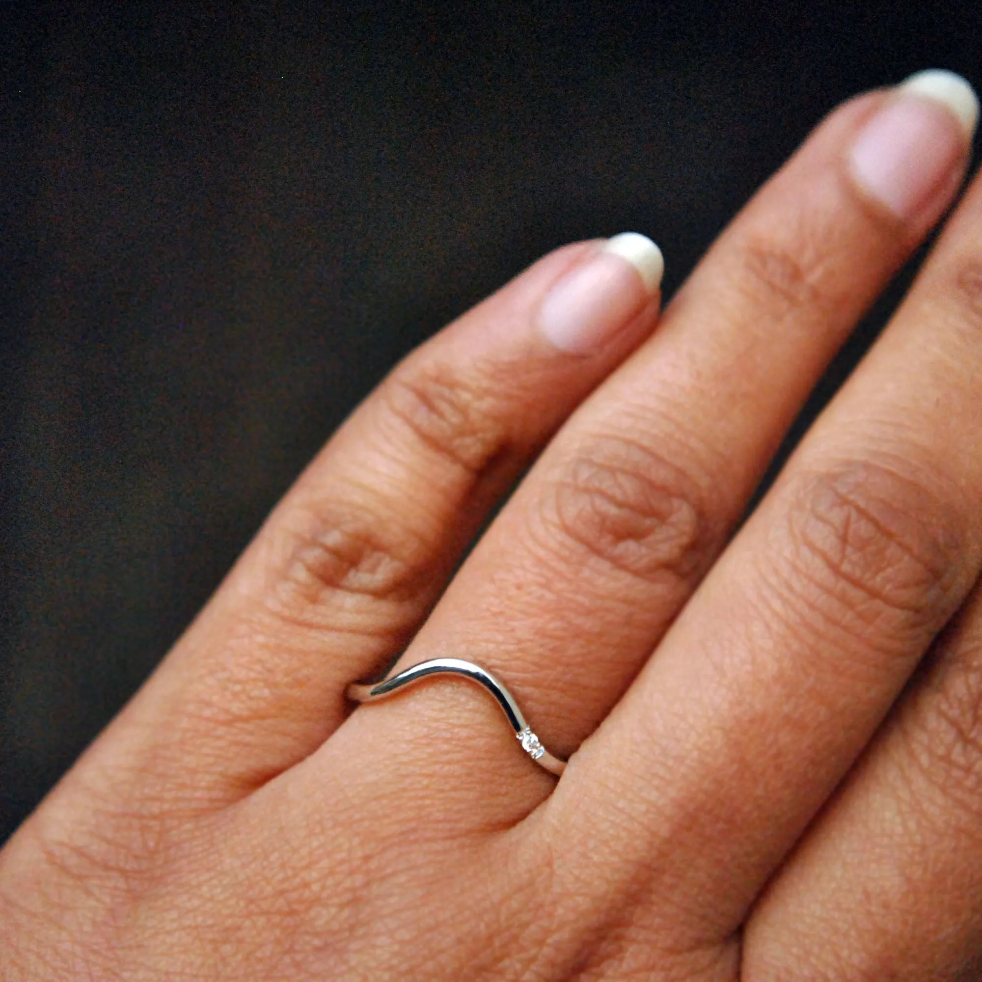 Curved Wedding Band with Single Diamond