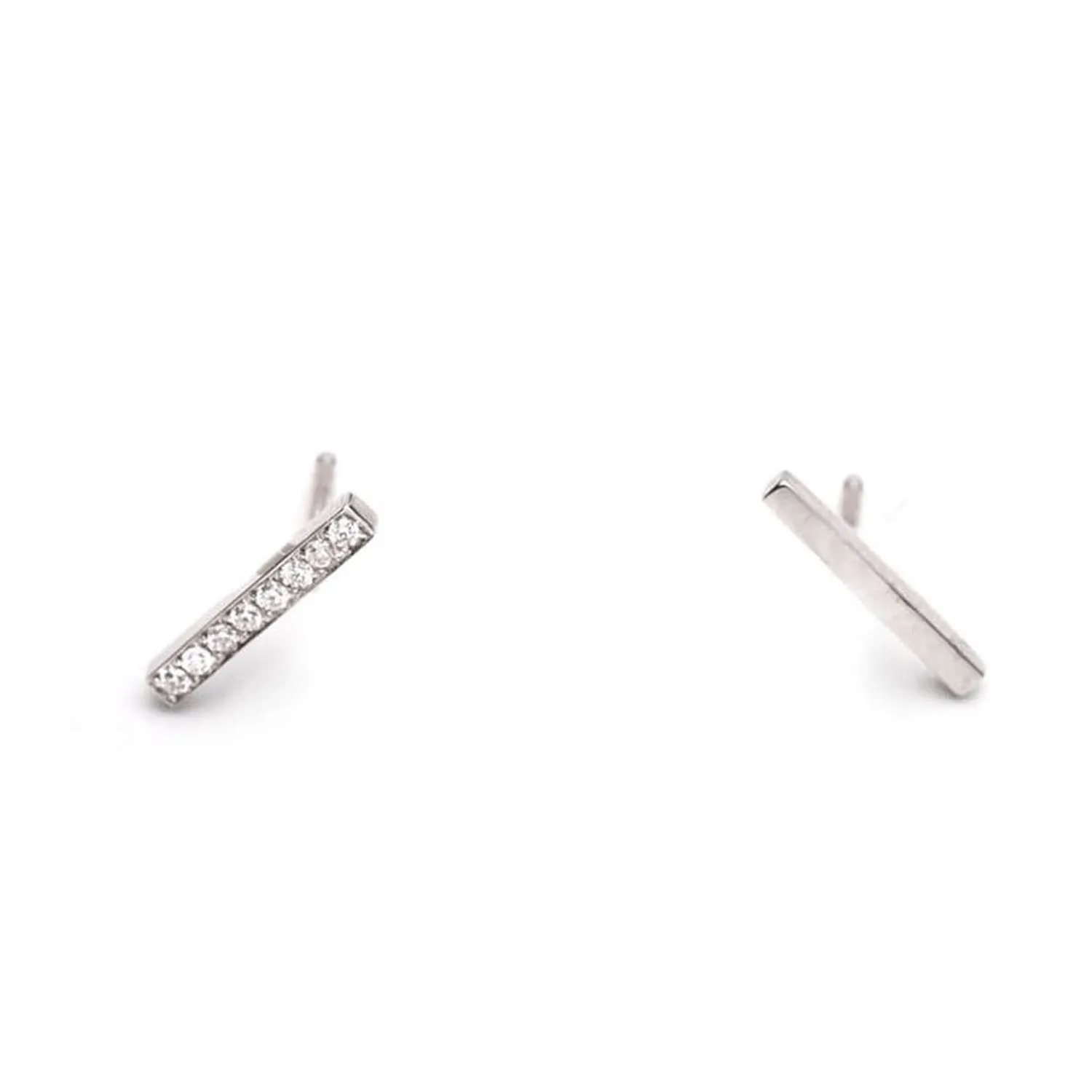 Gemina Bar Earring