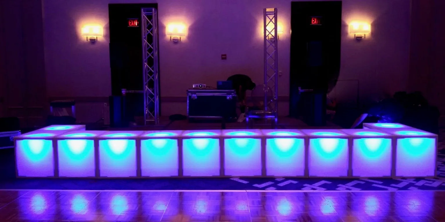 LED ACRYLIC STAGE PIECE | H 24"