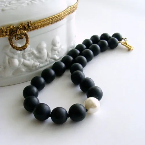 Matt Black Onyx Shell Pearl Choker Necklace - Brooke Necklace V