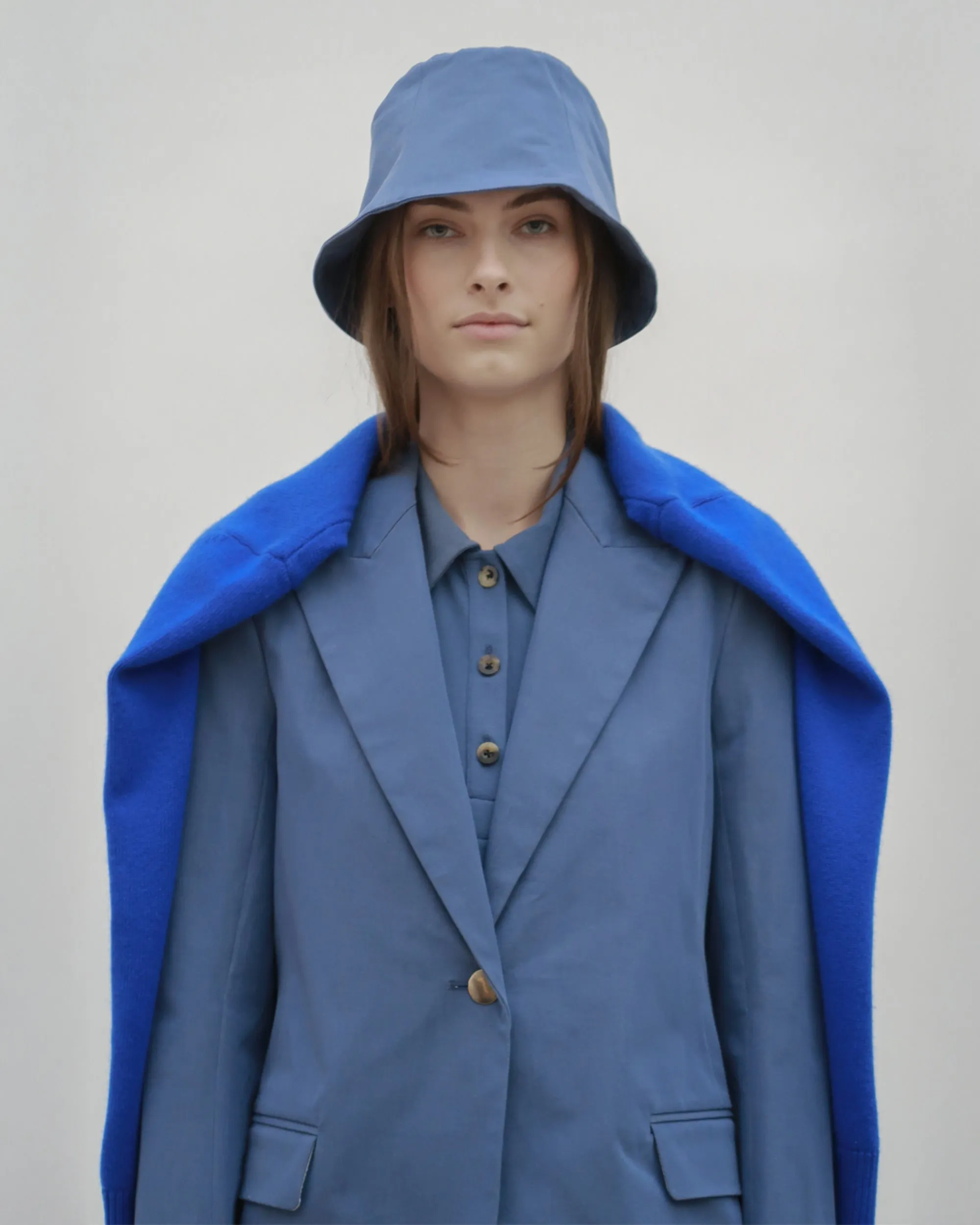 PANELED BUCKET HAT - STRETCH TWILL