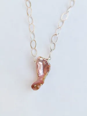 Pink Large Baroque Iridescent Pearl Pendant choker on a silver chain. Wedding Pearl Necklace. Summer Pearls