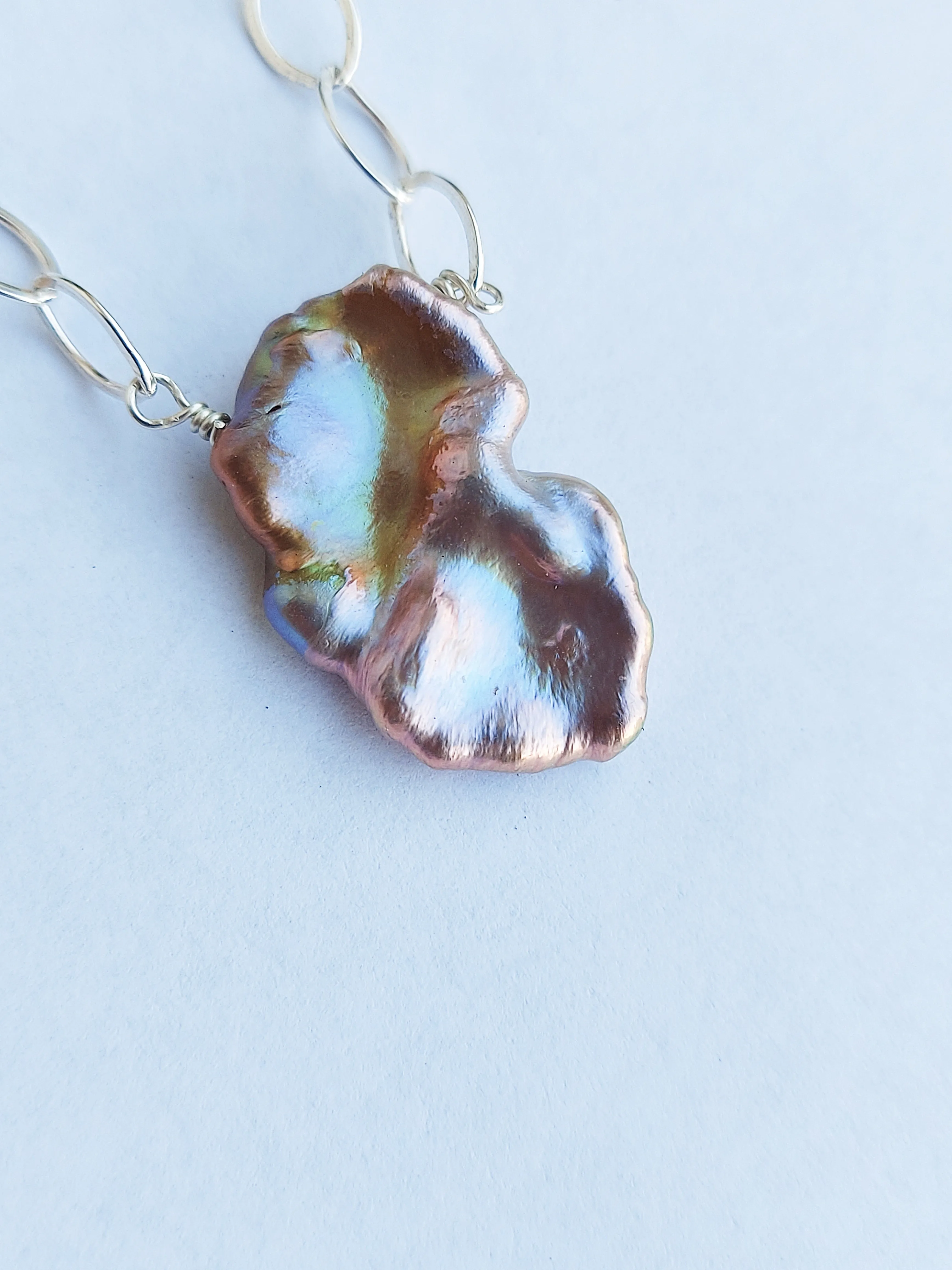 Pink Large Baroque Iridescent Pearl Pendant choker on a silver chain. Wedding Pearl Necklace. Summer Pearls