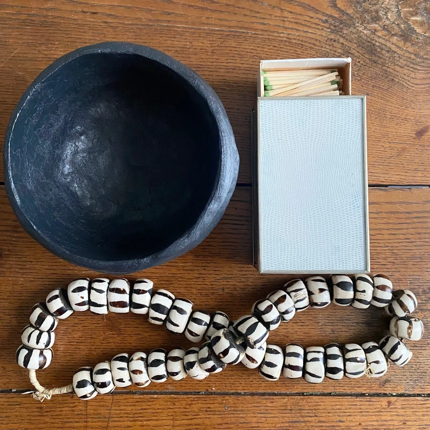 Plaster Bowl- black