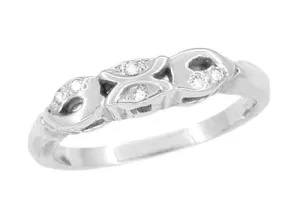 Retro Moderne Filigree Scalloped Diamond Wedding Band in White Gold