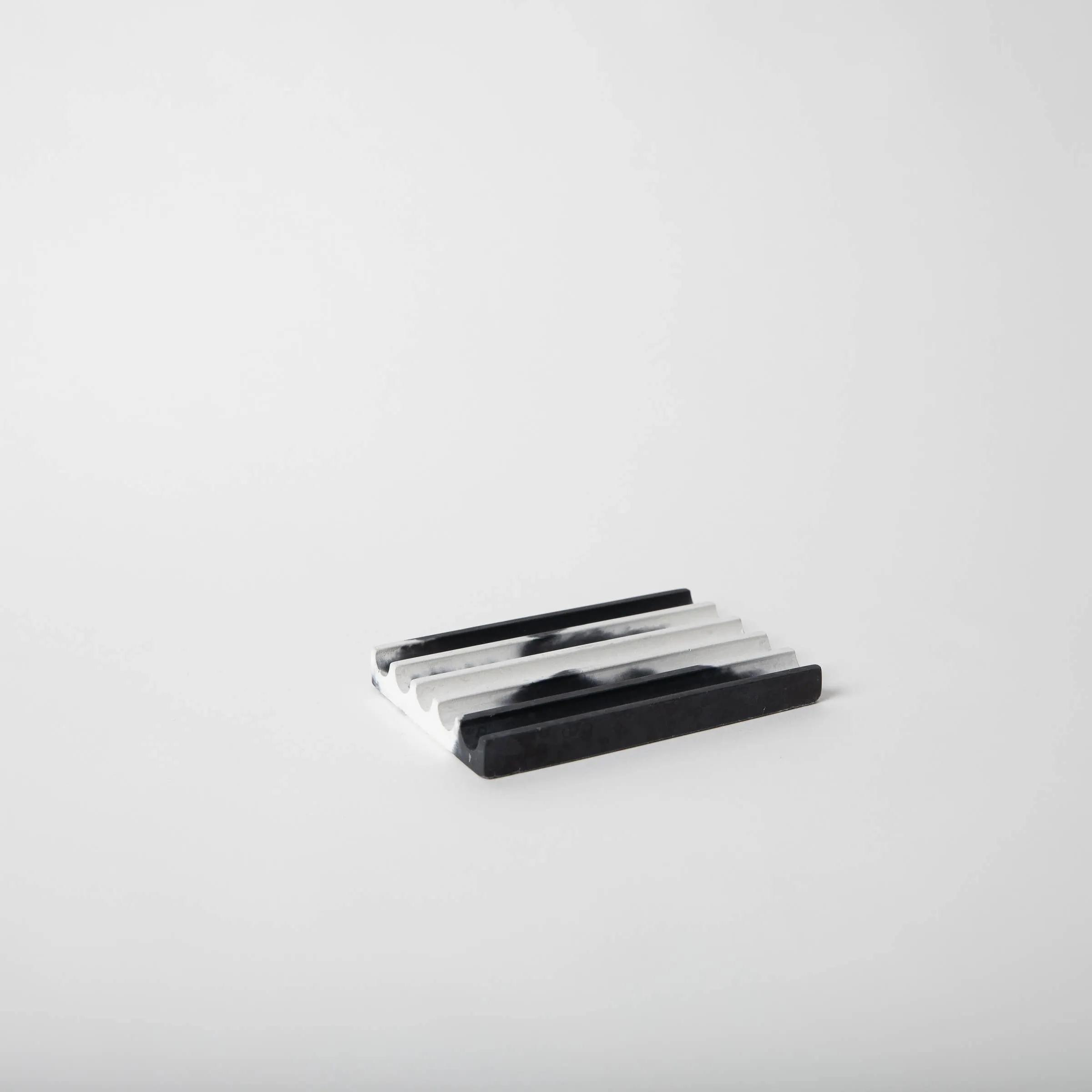 Soap Dish-Black and White