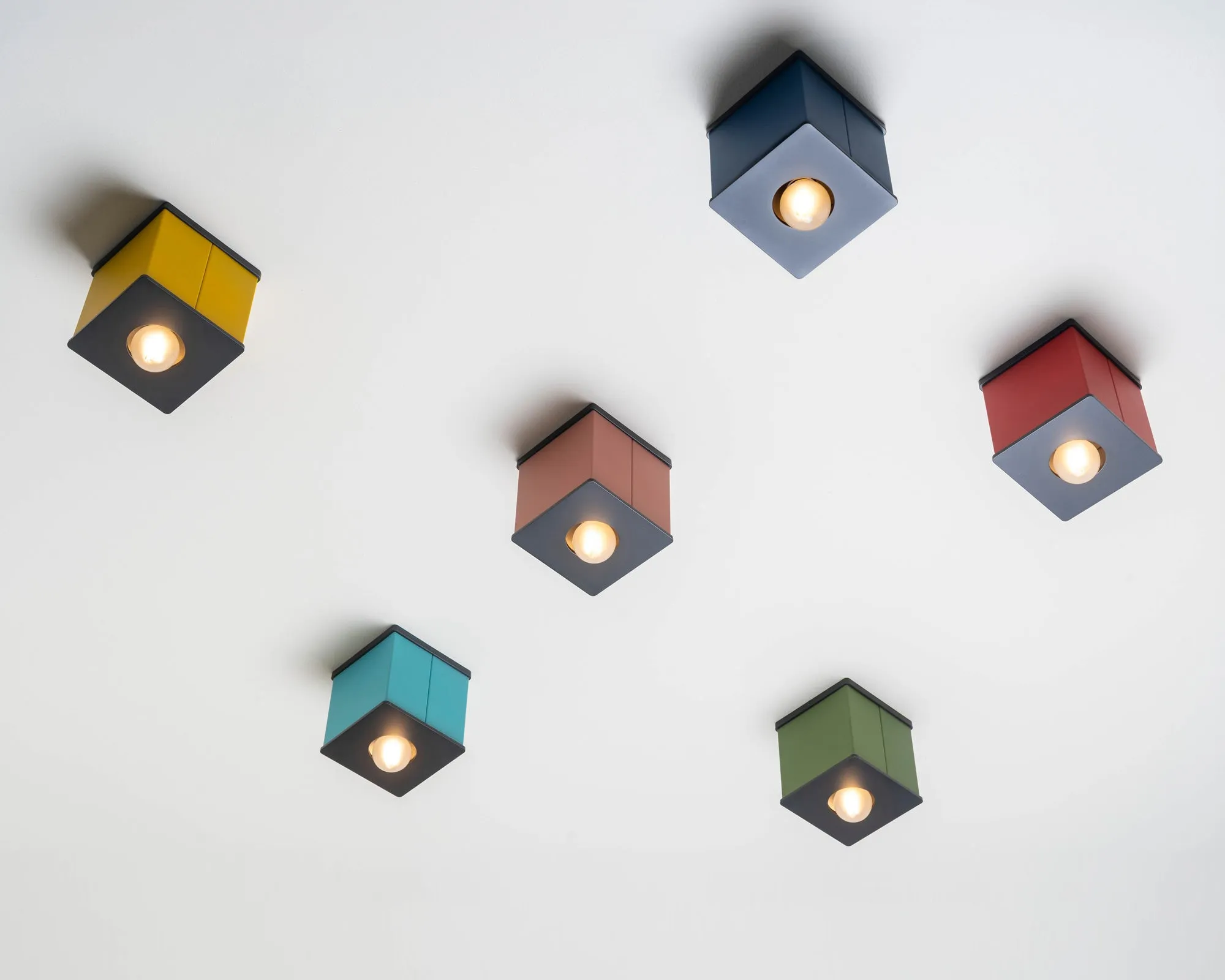 Tetra I Flush Mount