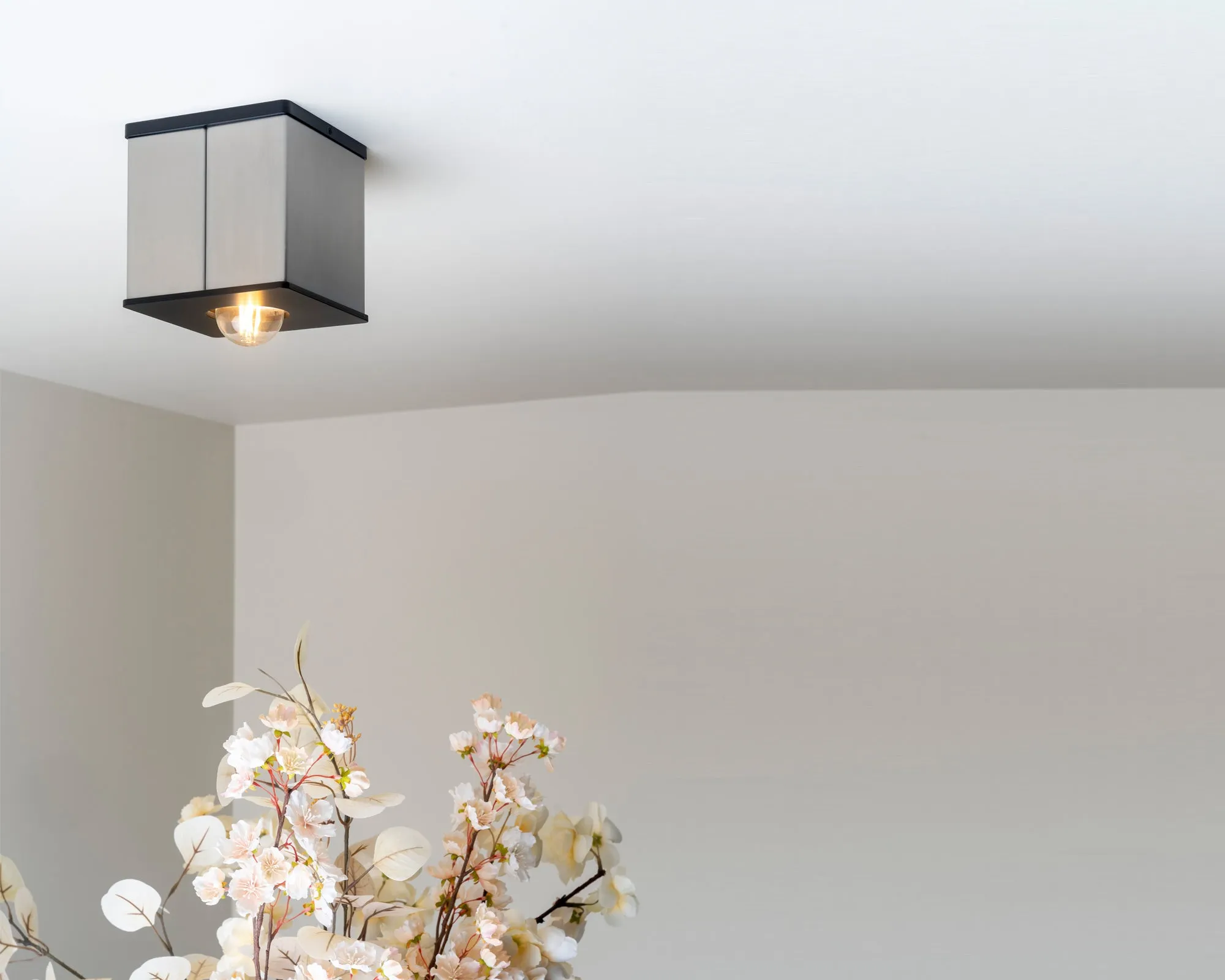 Tetra I Flush Mount