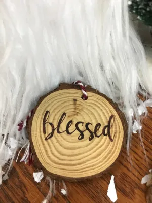 Wood round ornaments